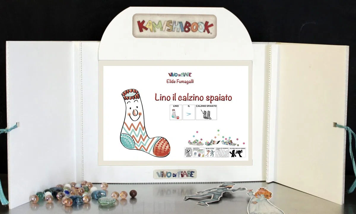 Lino il calzino spaiato. Testo in simboli. Kamishibai. Ediz. illustrata. Con audiolibro